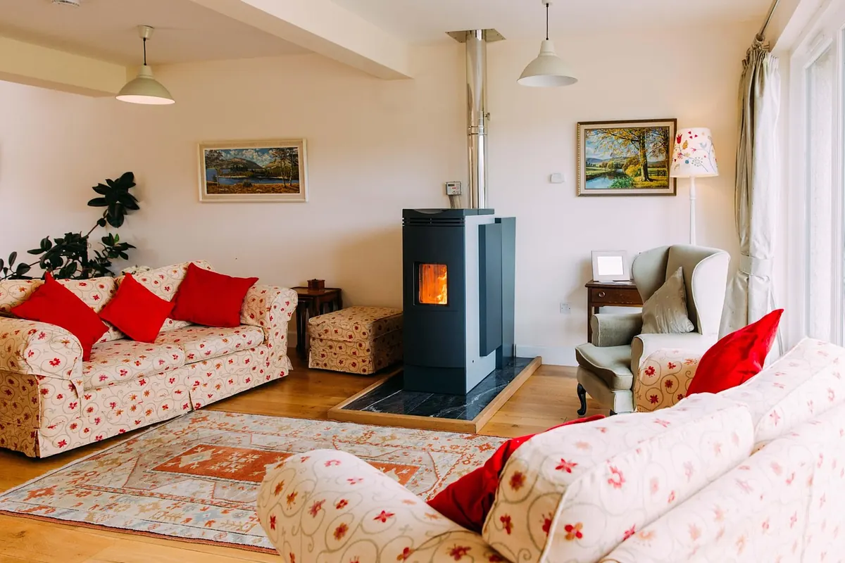 Beginner's Guide to Burning Wood Efficiently in a Wood Stove